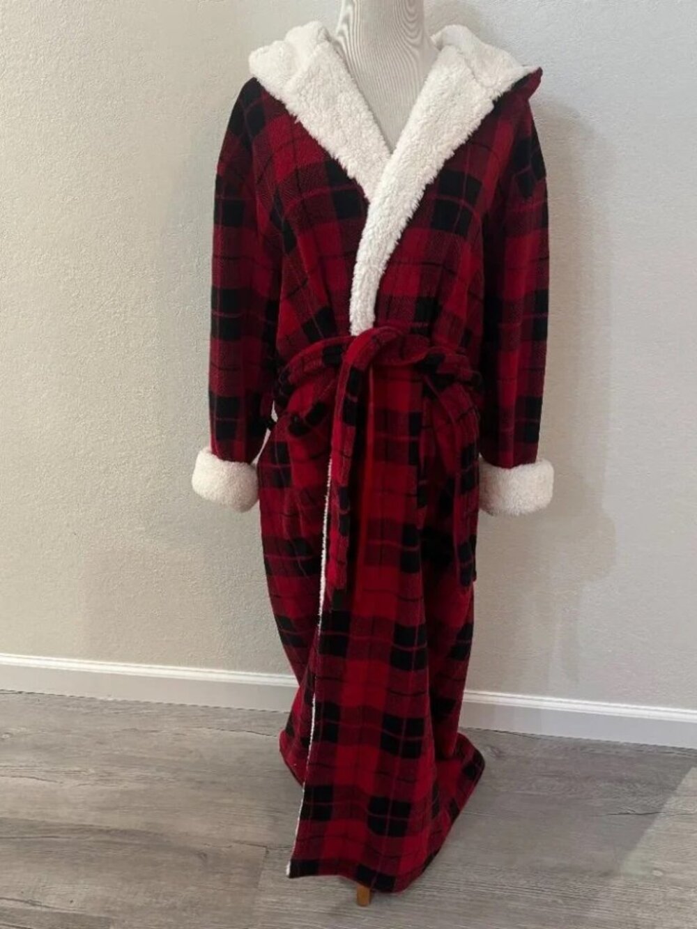 Alexander Del Rossa Long Plaid sherpa Robe Medium New!
